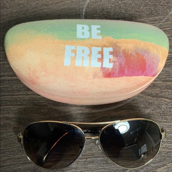 CHANEL Quilted Lambskin Aviator Sunglasses - Picture 6 of 16